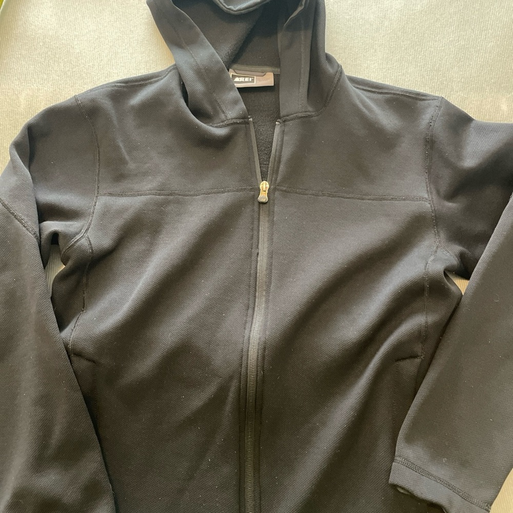 REIMen's Black Hoodie Jacket size small